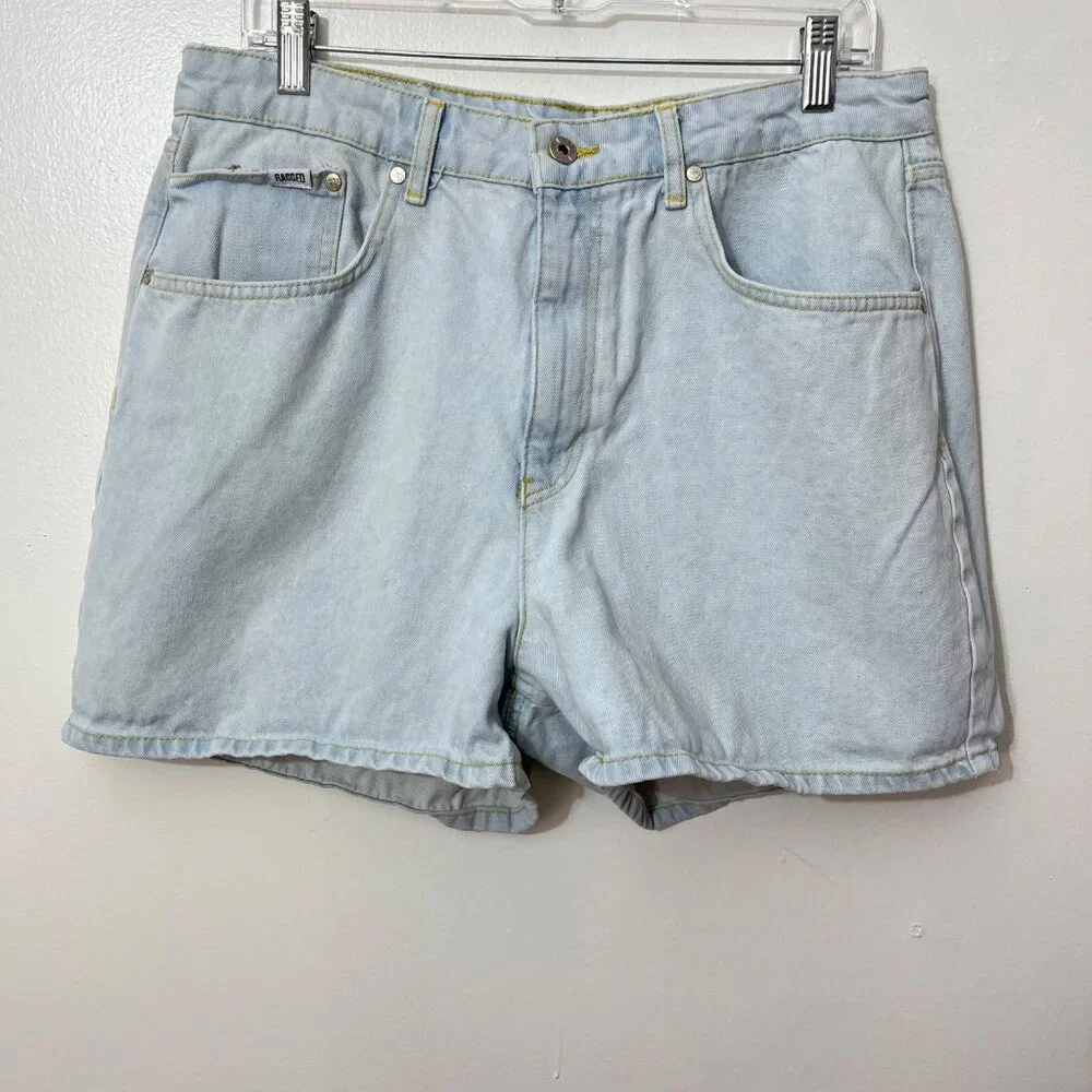 Ragged Priest Mom Short Stonewash Size 34